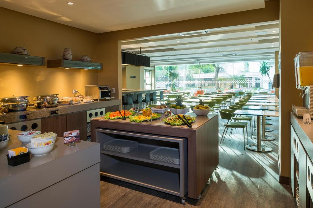 hotel hampton by hilton barranquilla hotel hampton by hilton barranquilla