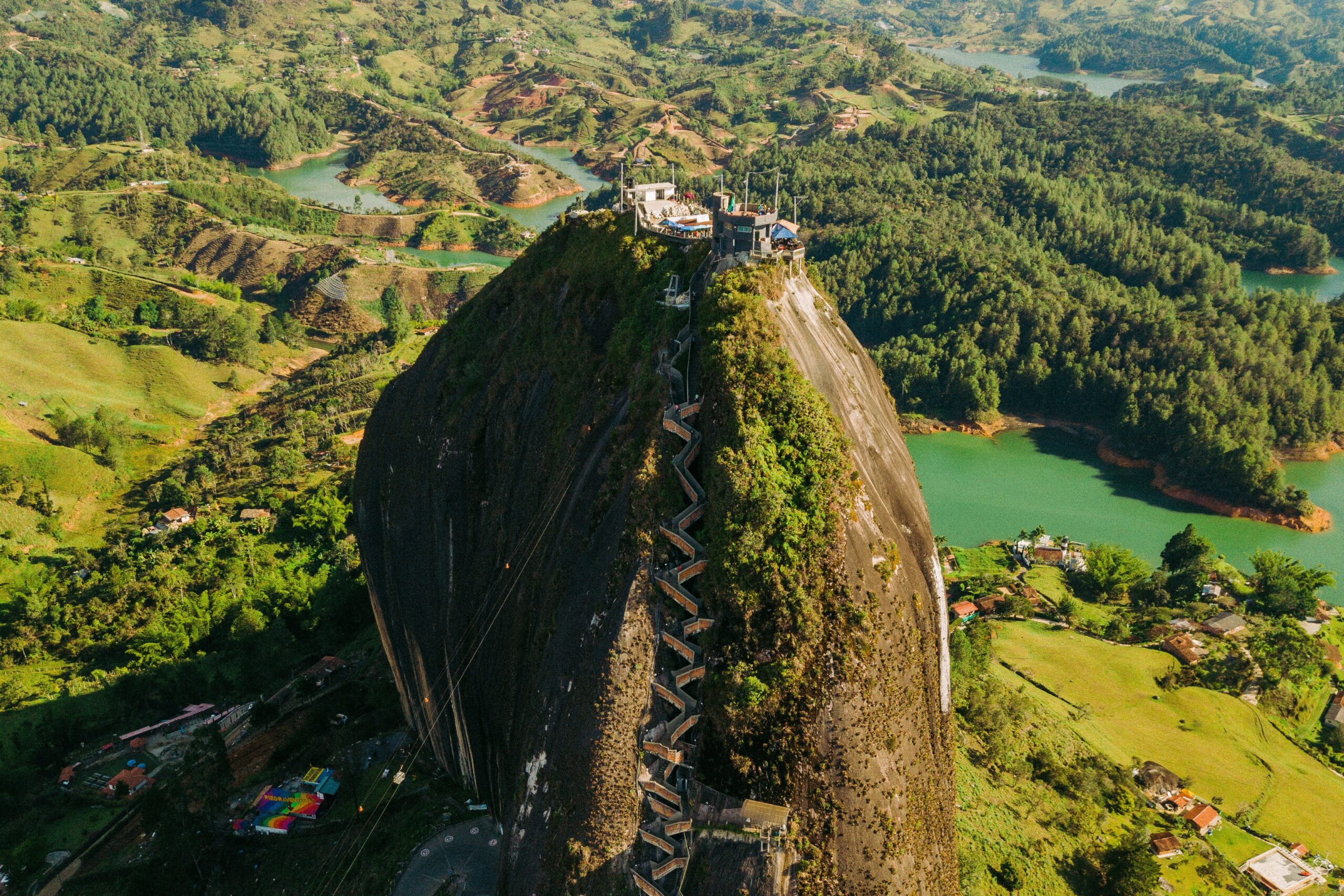 mejores hoteles guatape